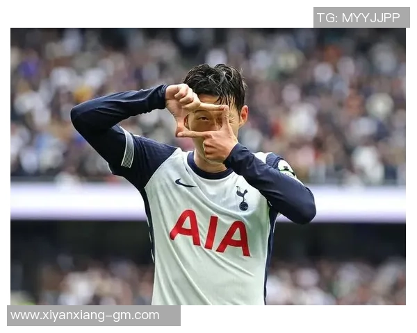 欧冠大战:巴萨逆袭热刺6-2赛场瞬间引发全场狂欢 欧冠大战:巴萨逆袭热刺6-2赛场瞬间引发全场狂欢